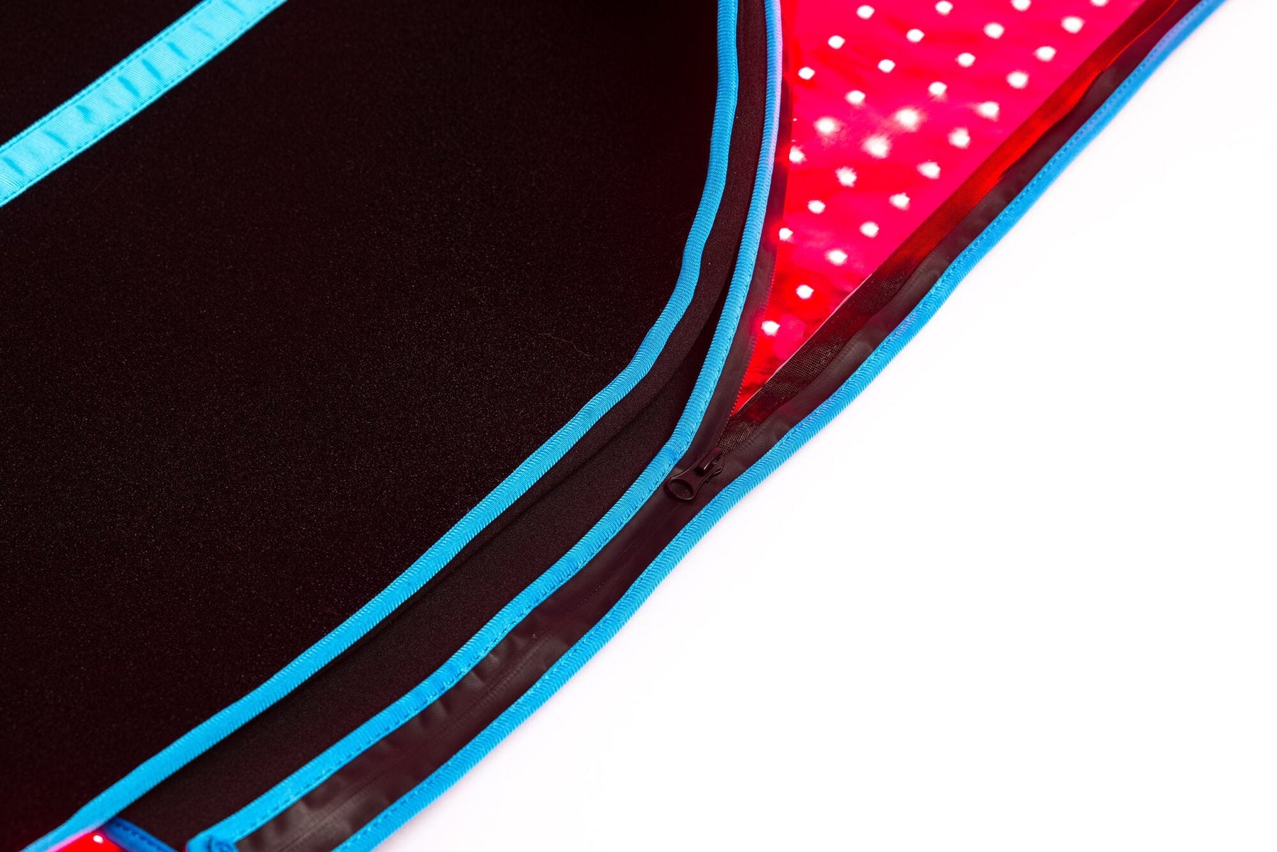 Red Light Therapy Blanket zipper detail